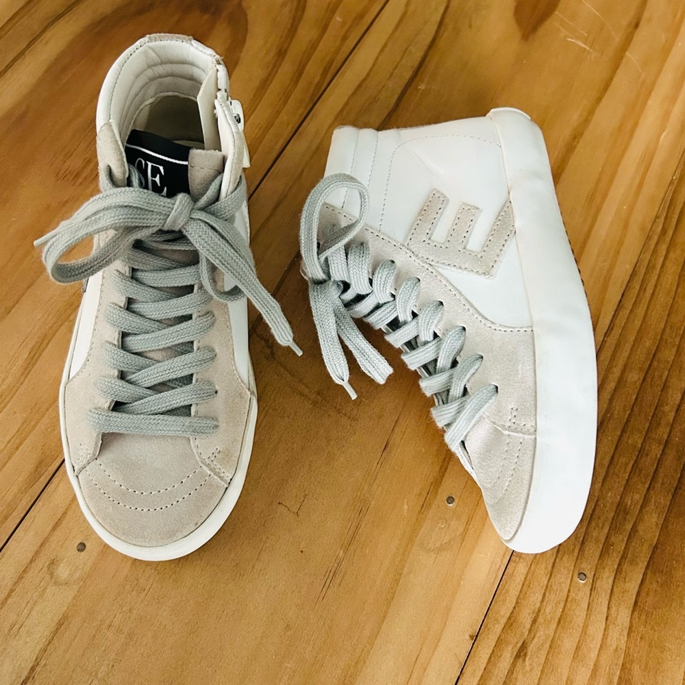 Sam Edelman Avon Kids Cream and White High-Top Sneakers Size 11C